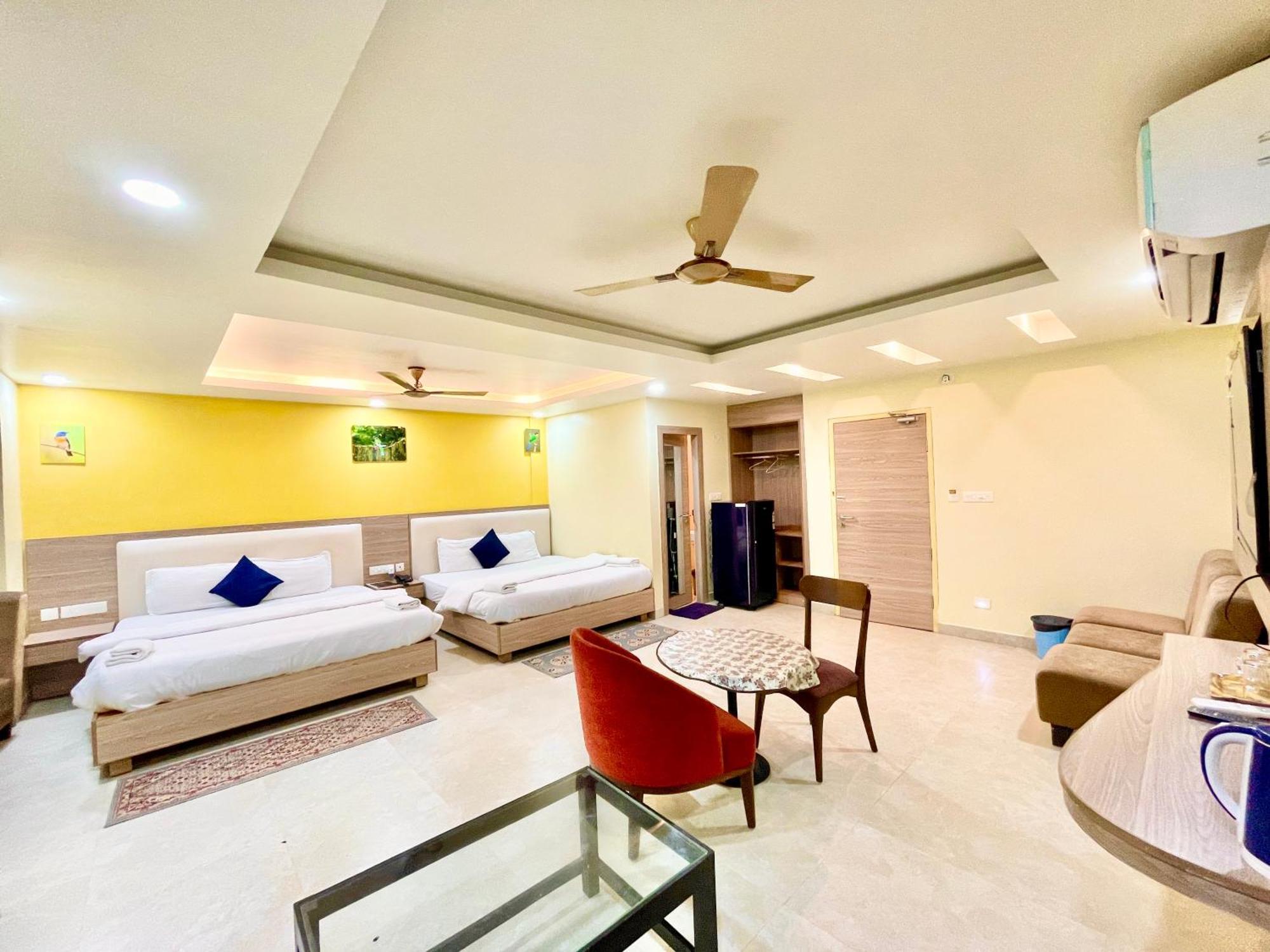 Hotel Rb International ! Puri Near-Sea-Beach-And-Temple Fully-Air-Conditioned-Hotel With-Lift-And-Card Payment Accepted-Parking-Facility, Best Hotel In Puri Exterior foto