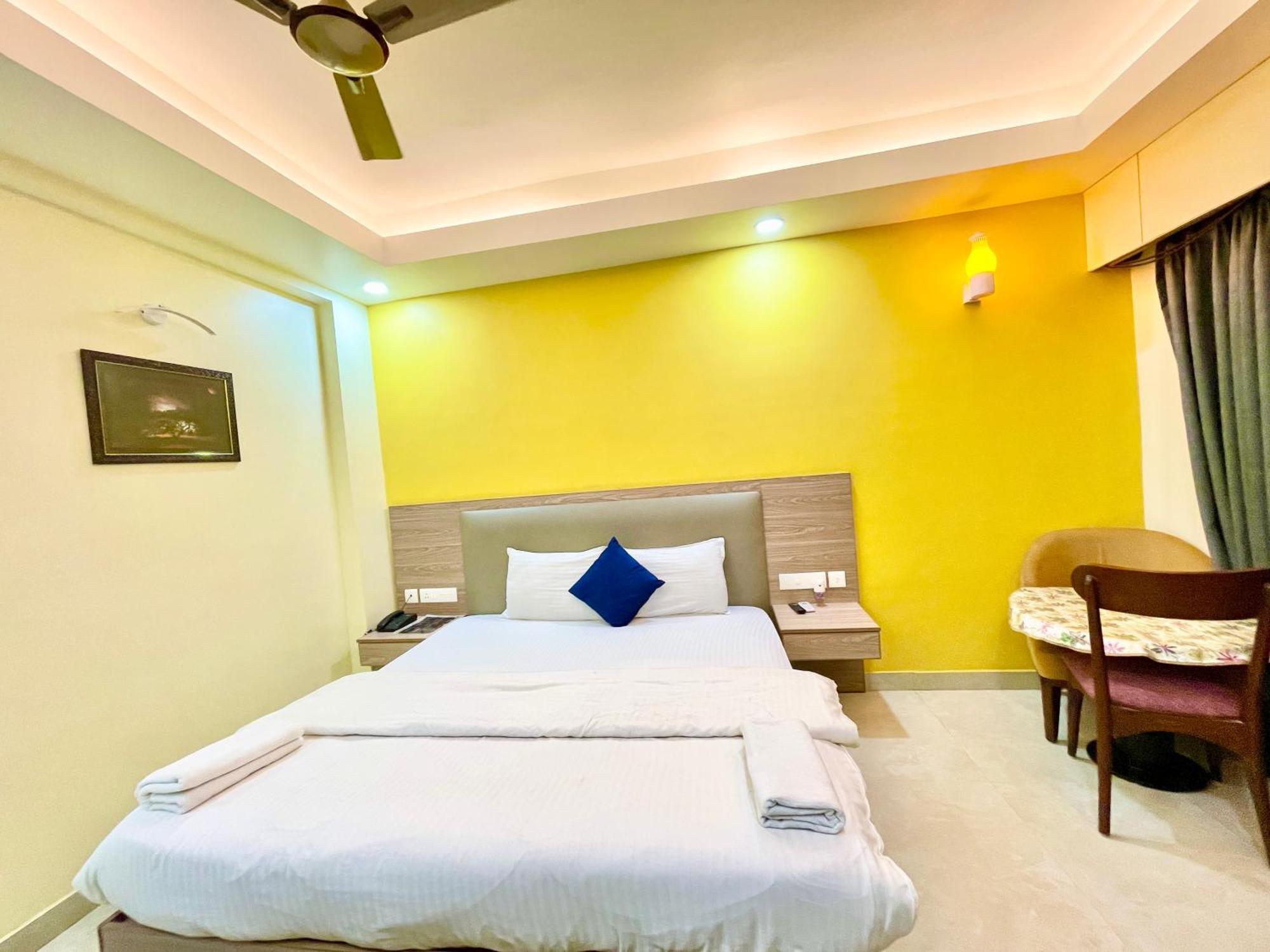 Hotel Rb International ! Puri Near-Sea-Beach-And-Temple Fully-Air-Conditioned-Hotel With-Lift-And-Card Payment Accepted-Parking-Facility, Best Hotel In Puri Exterior foto